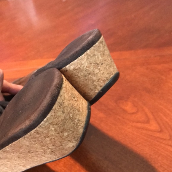 Ugg brown leather wedge sandals shoes size 8 - Picture 12 of 14